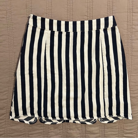 Isla Maude Striped Skirt - Picture 4 of 5